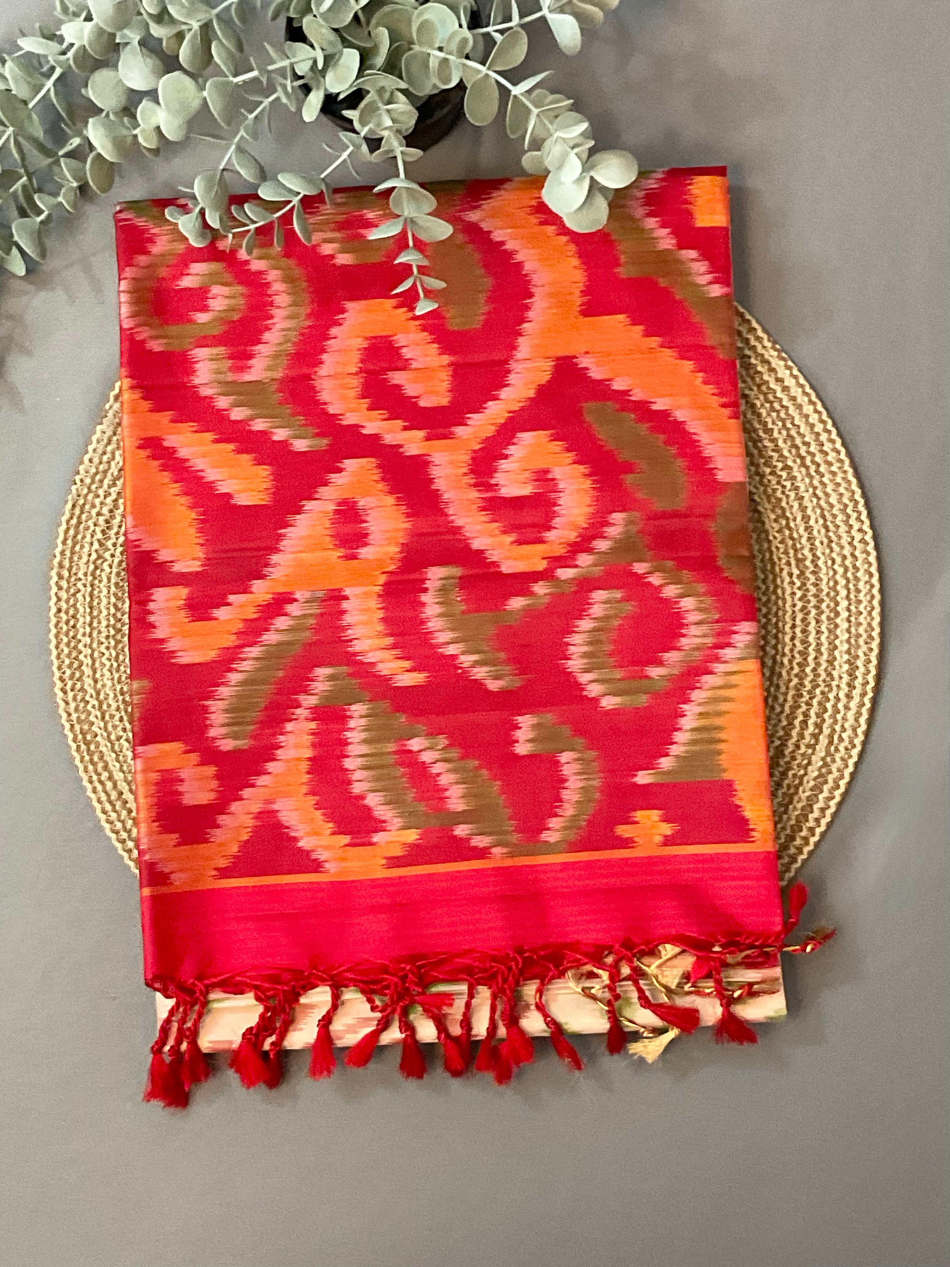 Royal Cream Pochampally Handwoven Ikat Silk Saree with Blood Red Contrast Pallu & Plain Blouse