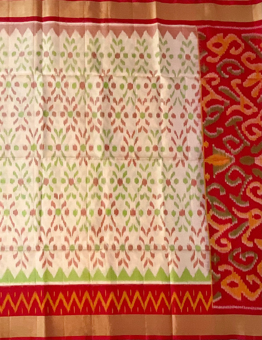 Royal Cream Pochampally Handwoven Ikat Silk Saree with Blood Red Contrast Pallu & Plain Blouse