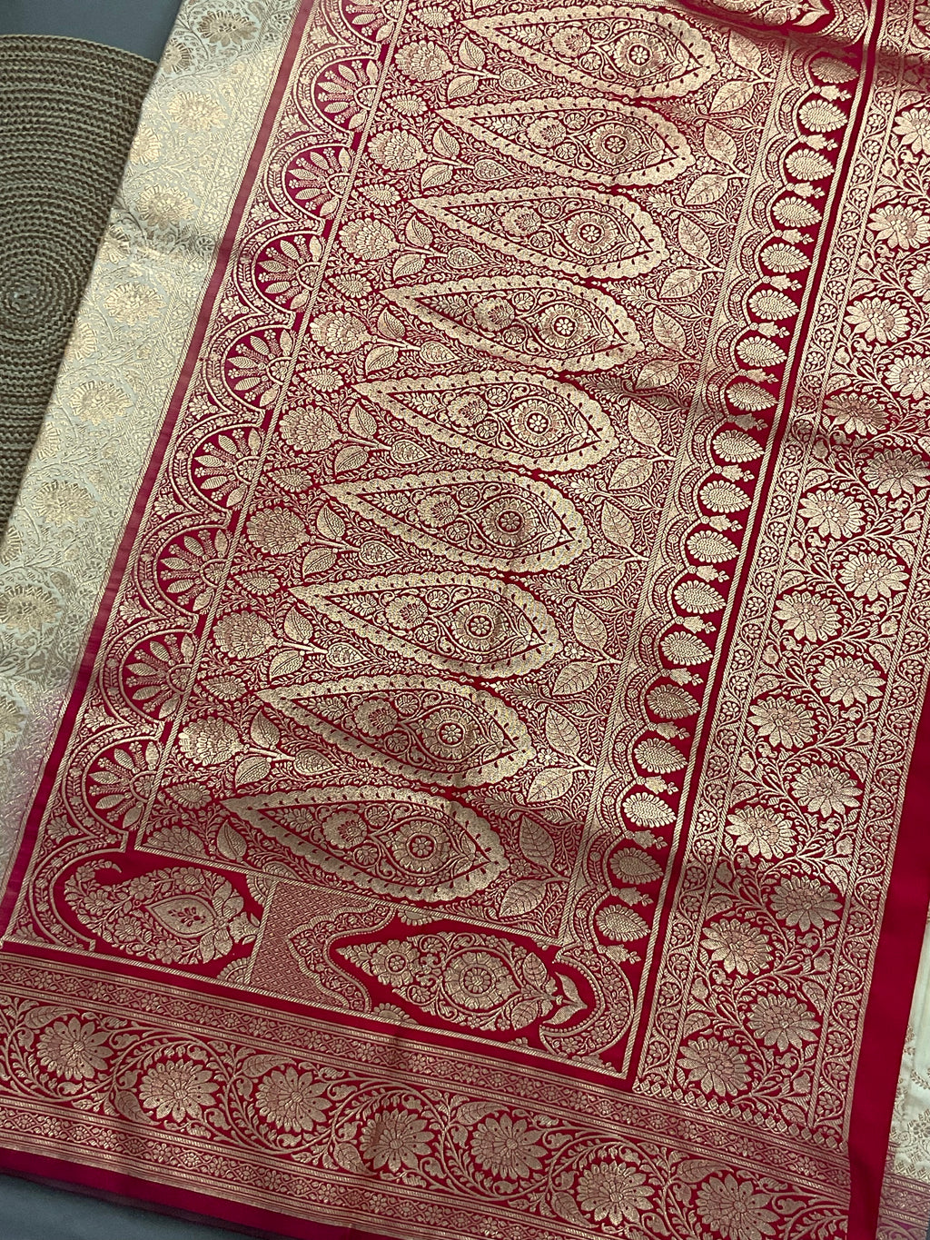 Handloom Banarasi Silk Saree in White with Contrast Pink Border & Designer Pallu