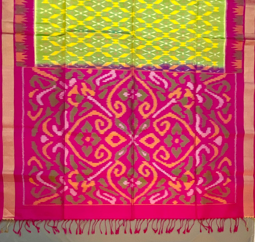 Olive Green Pochampally Ikat Silk Saree with Contrast Rani Pink Pallu & Plain Blouse