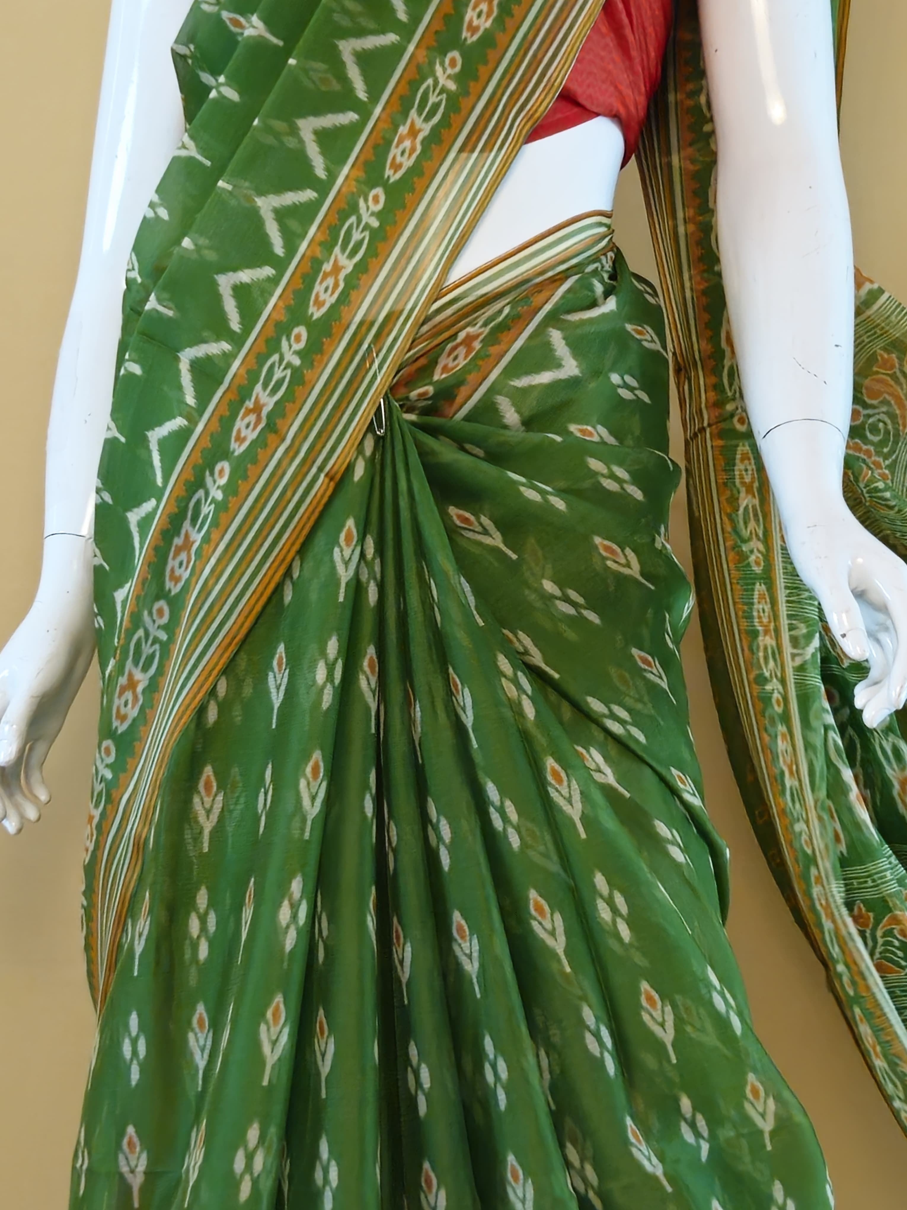 Garden Vareli Green Chiffon Saree fabric detail - Sri Manisha Sarees