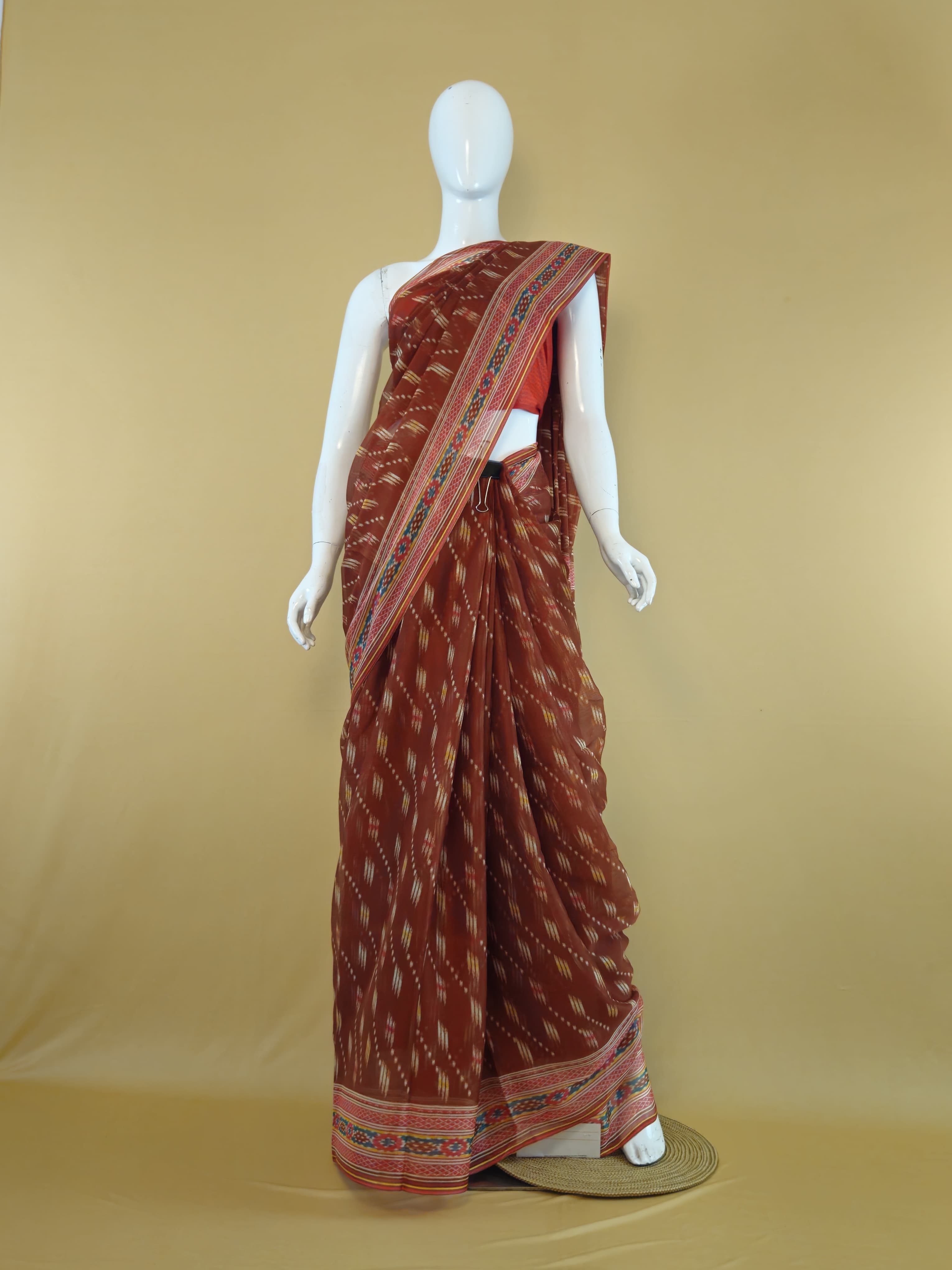 Garden Vareli Nova Nara Chiffon Saree with Blouse — Red