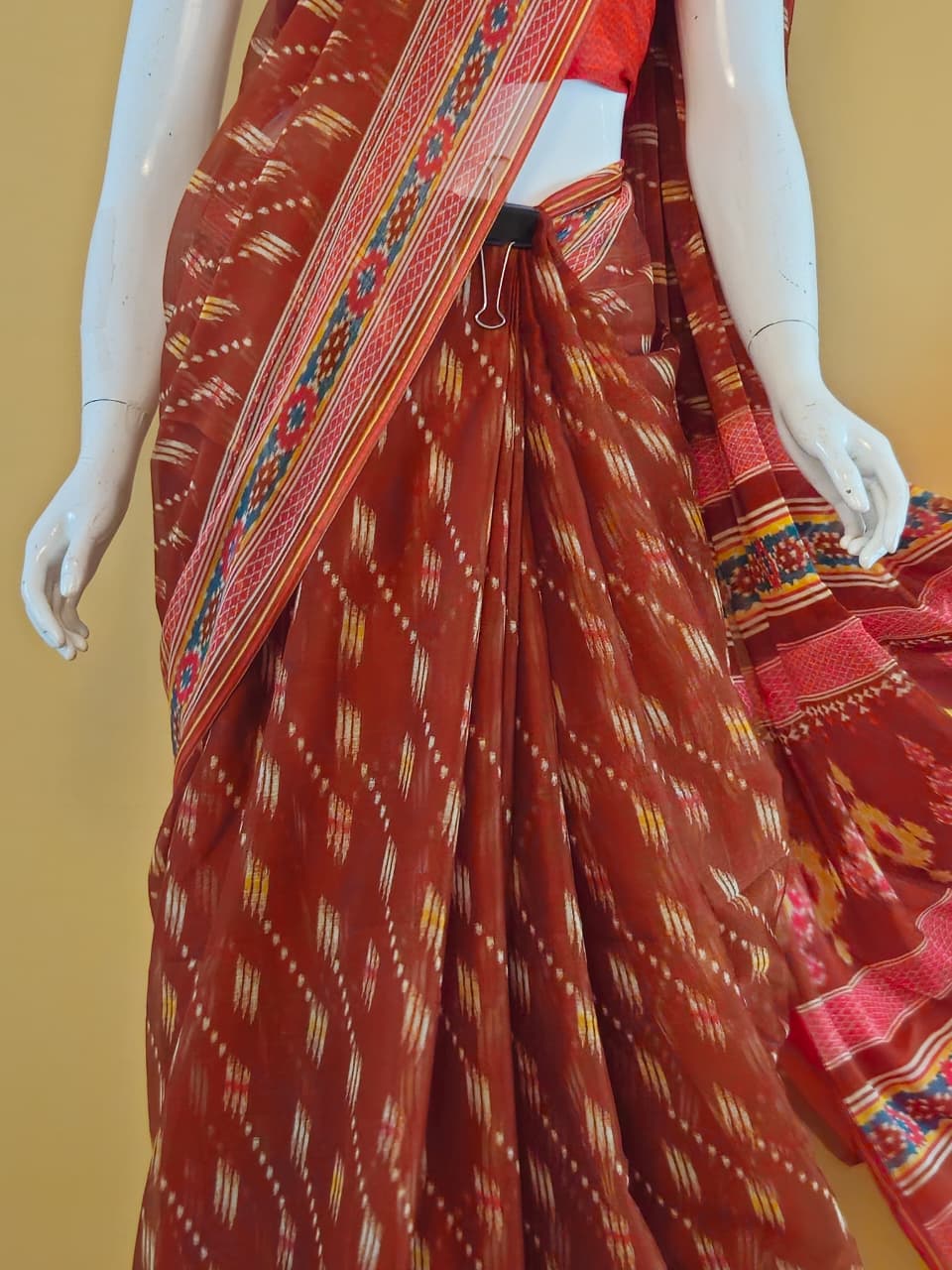 Garden Vareli Nova Nara Chiffon Saree with Blouse — Red