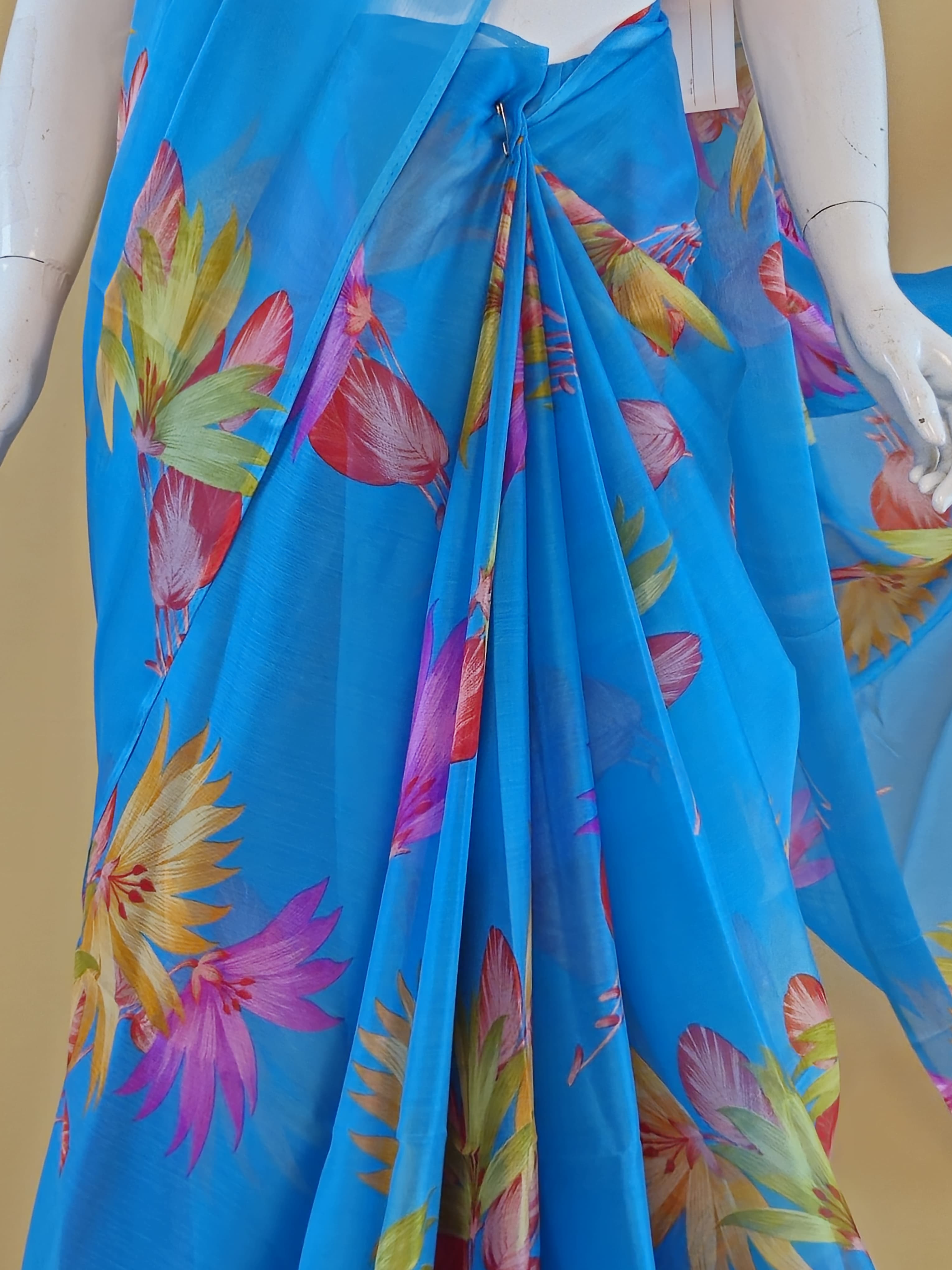 Garden Vareli Nara Chiffon Saree (Saree Only) — Blue