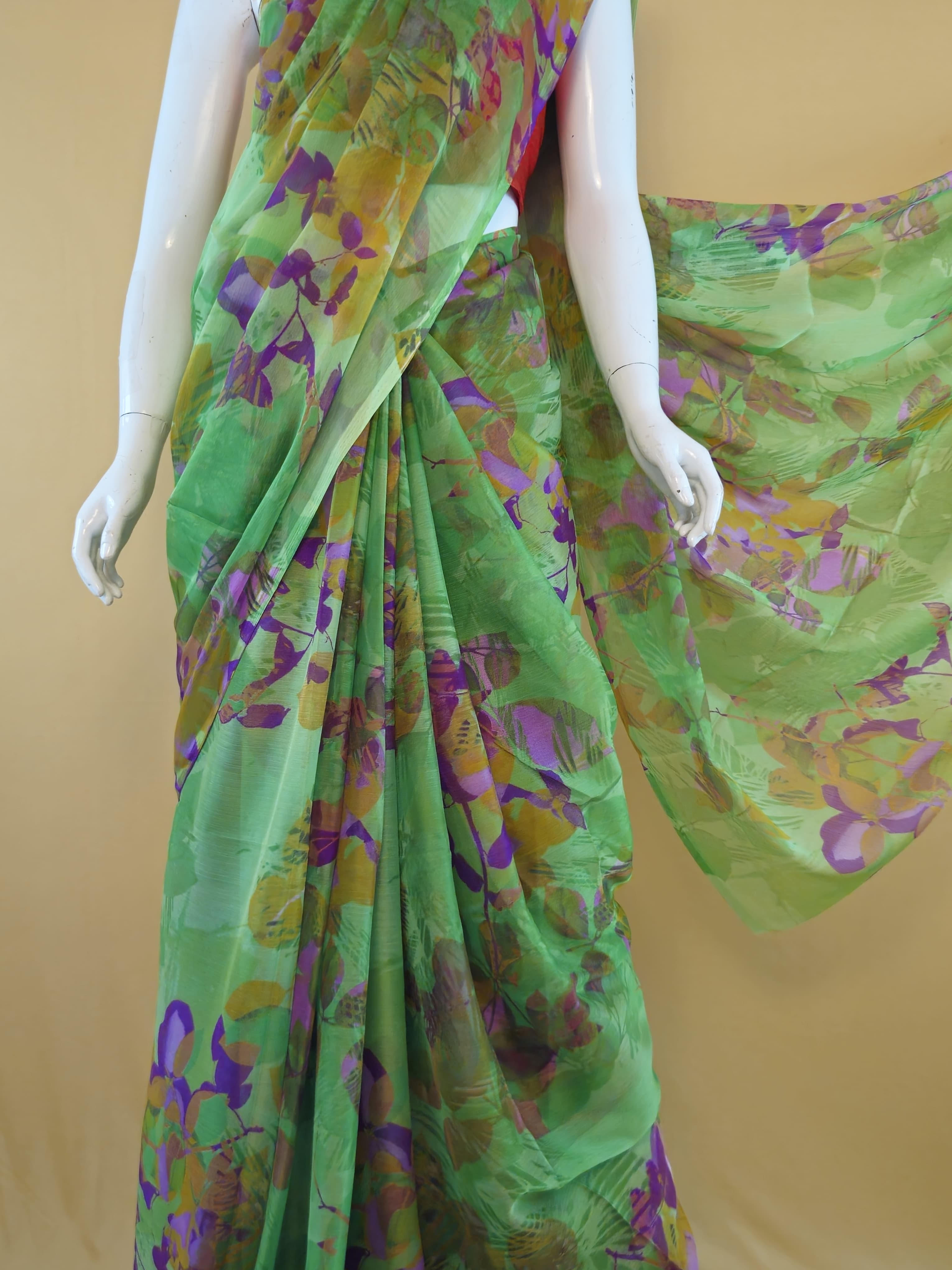 Garden Vareli Nara Chiffon Saree (Saree Only) — Green