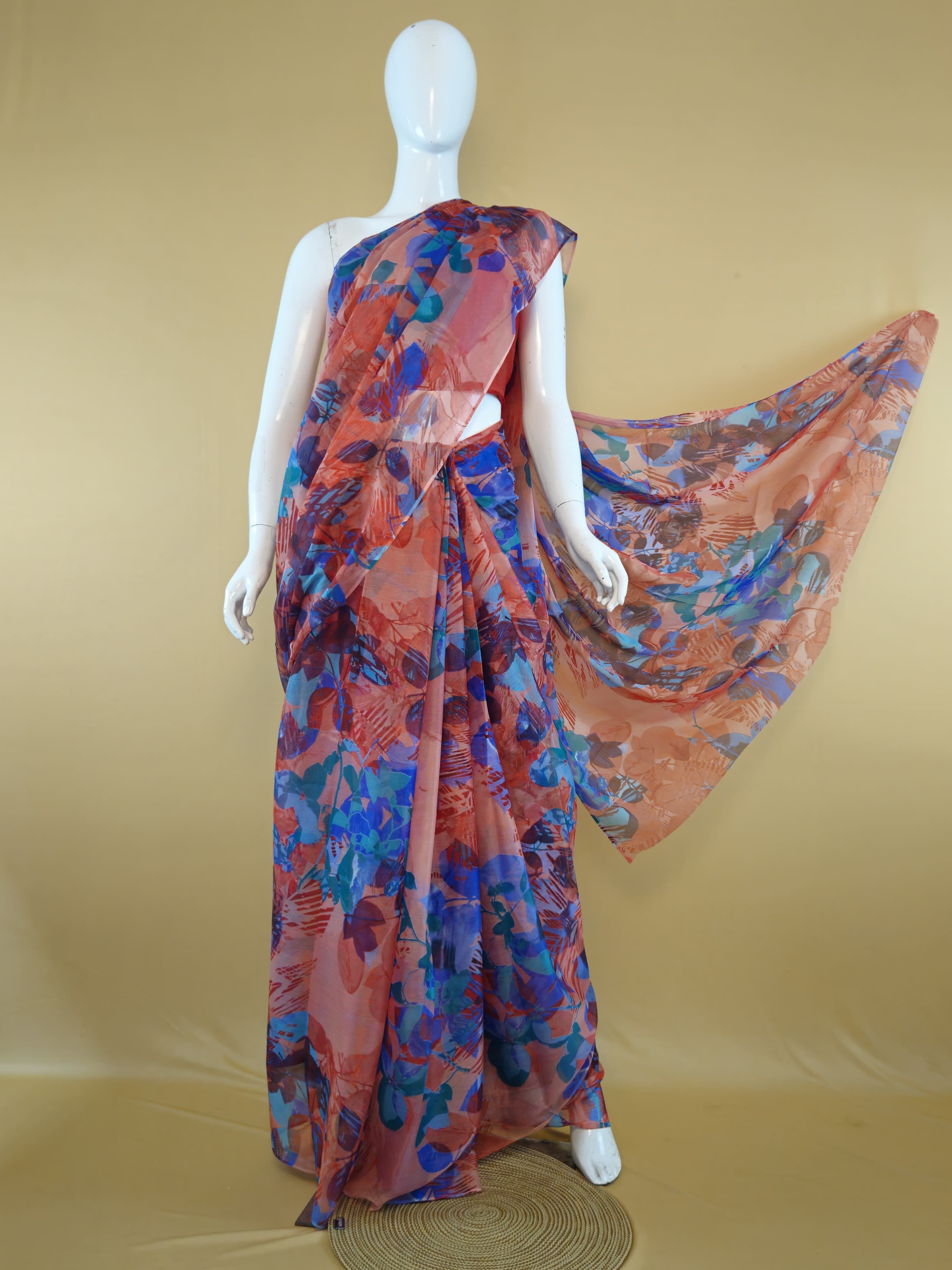 Garden Vareli Nara Chiffon Saree (Saree Only) — Red