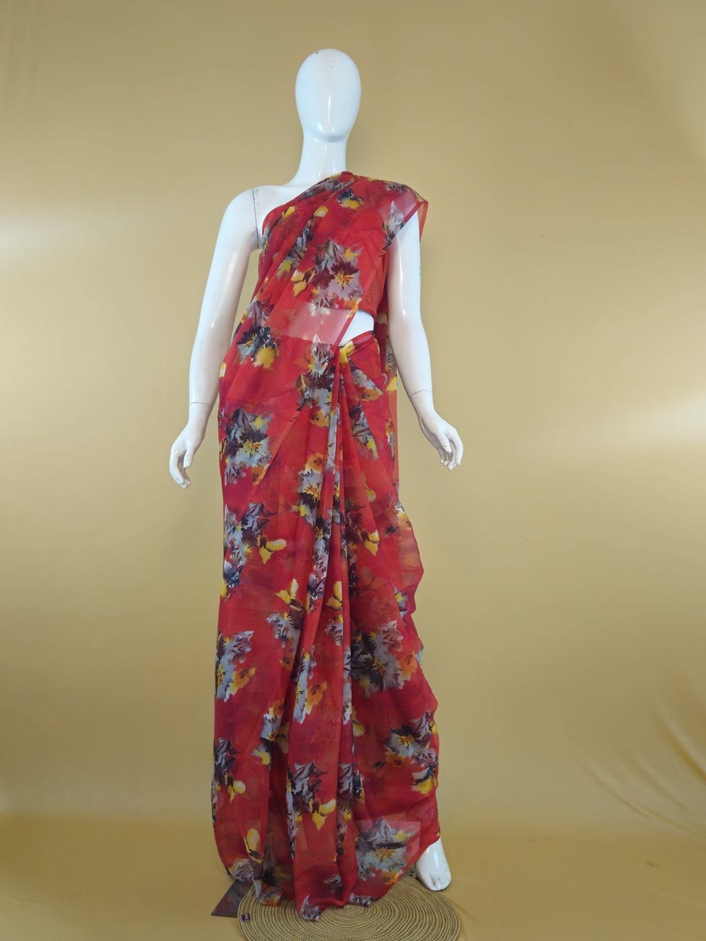 Garden Vareli Nara Chiffon Saree (Saree Only) — Red