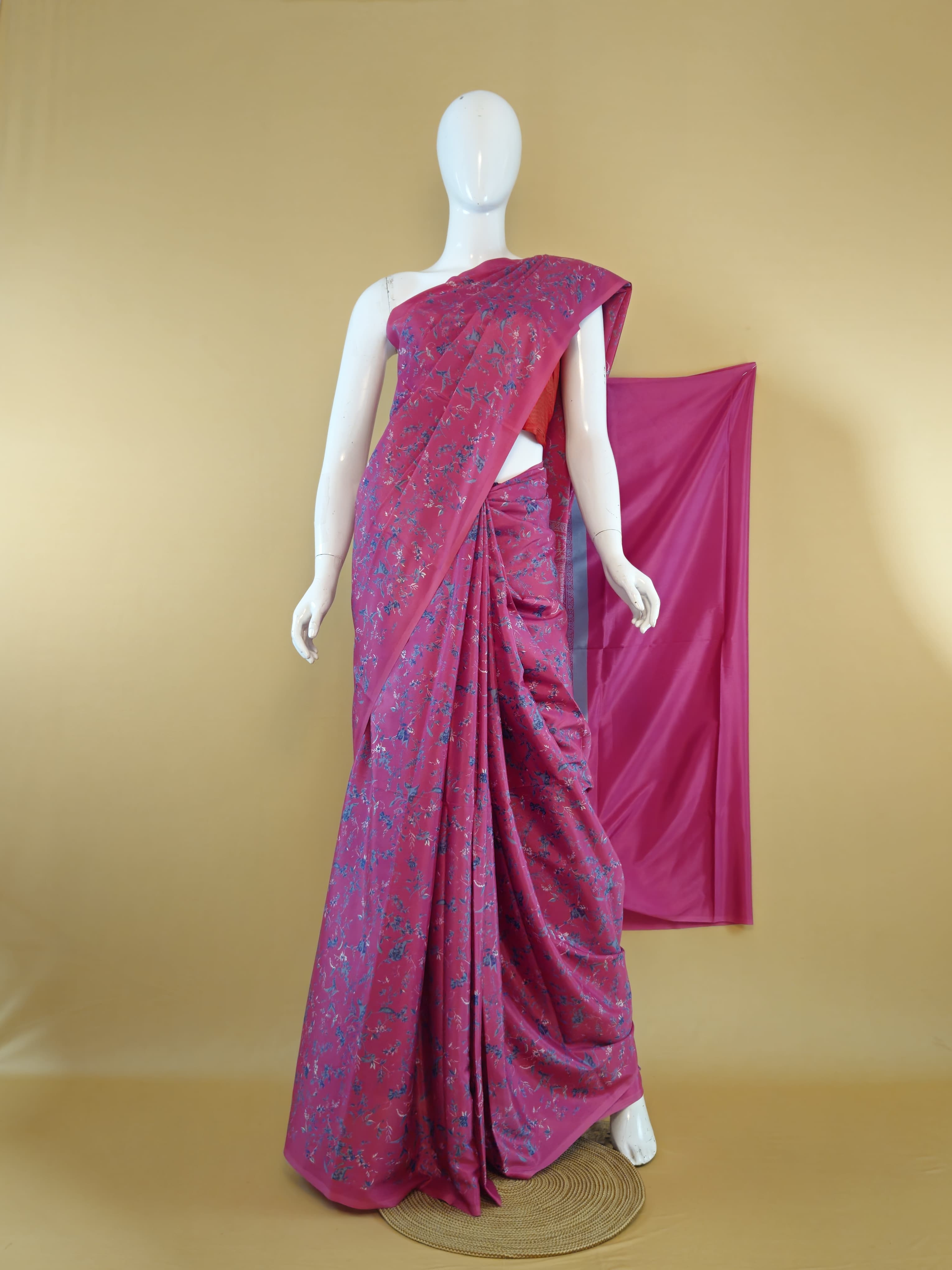 Garden Vareli Super Como Crepe Saree with Blouse — Baby Pink