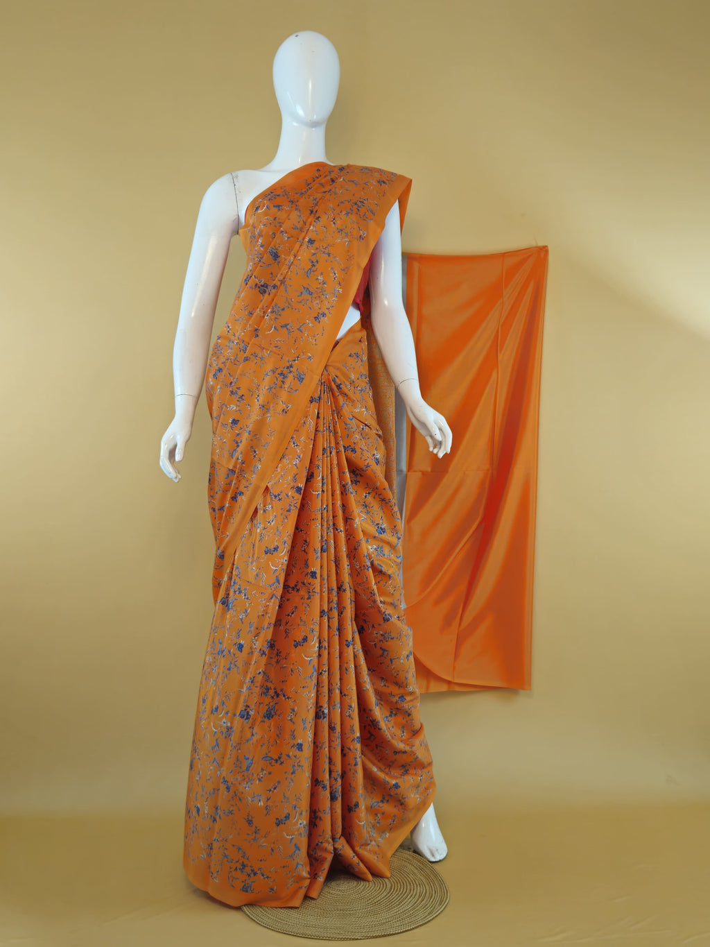 Garden Vareli Super Como Crepe Saree with Blouse — Peach