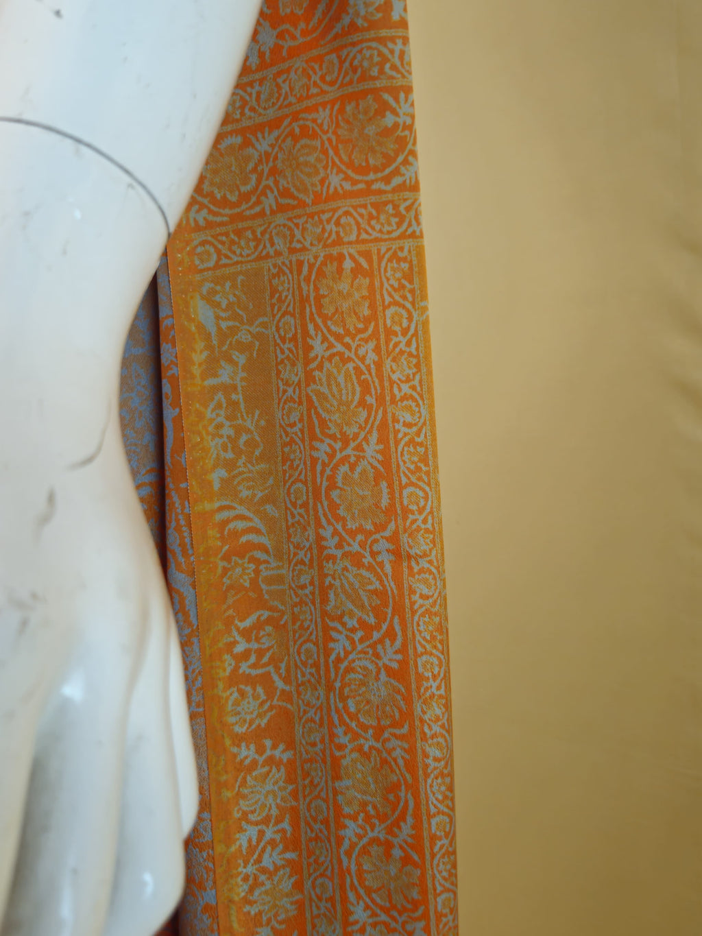 Garden Vareli Super Como Crepe Saree with Blouse — Peach