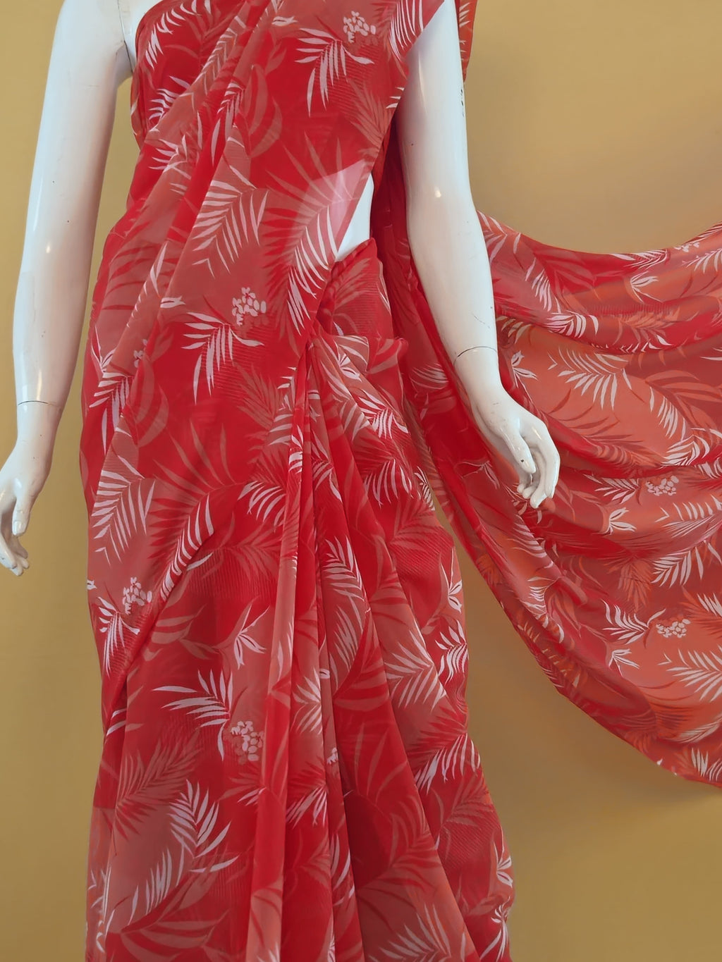 Garden Vareli Uno Tarangani Georgette Saree (Saree Only) — Pink