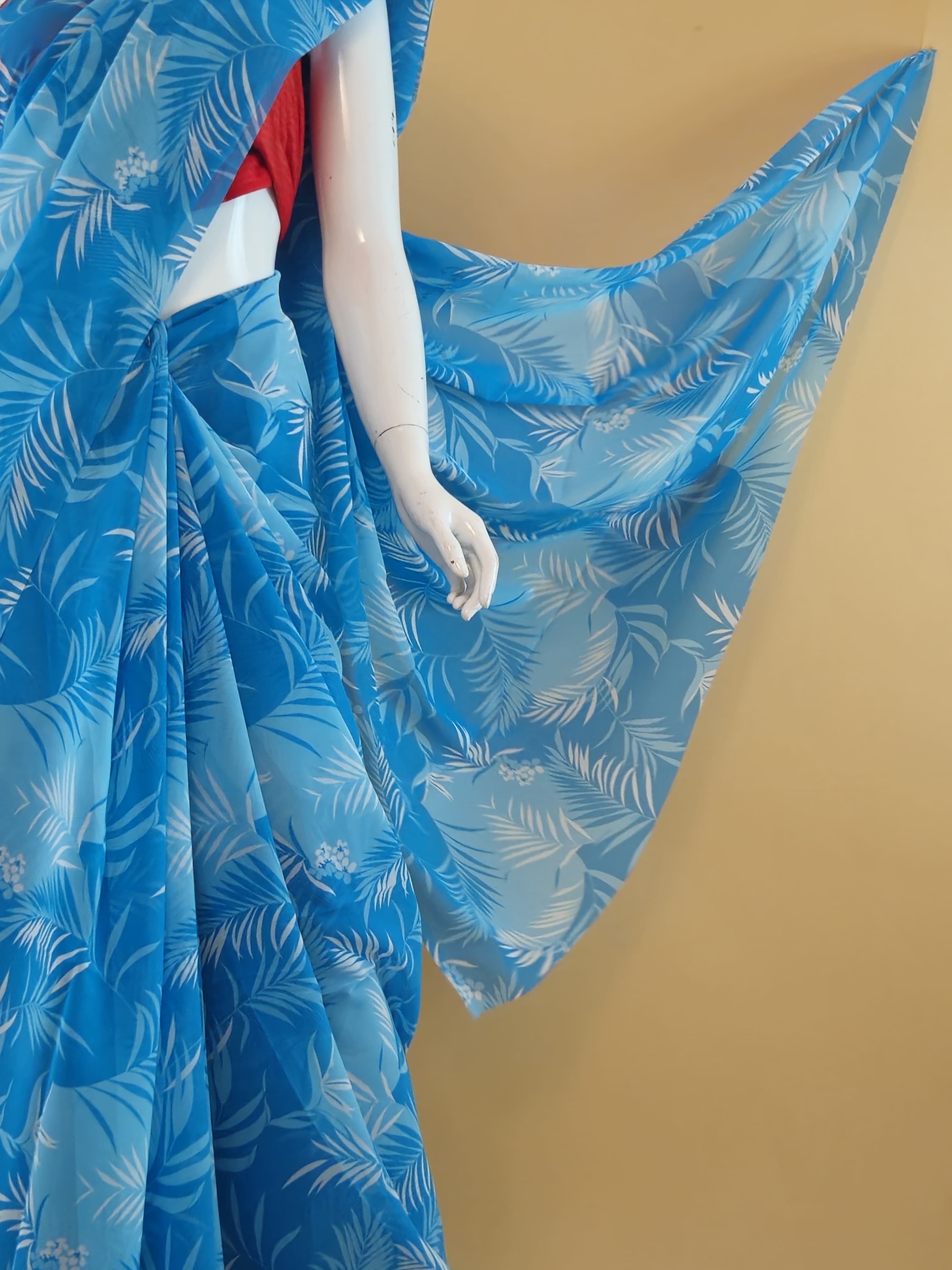 Garden Vareli Uno Tarangani Georgette Saree (Saree Only) — Blue