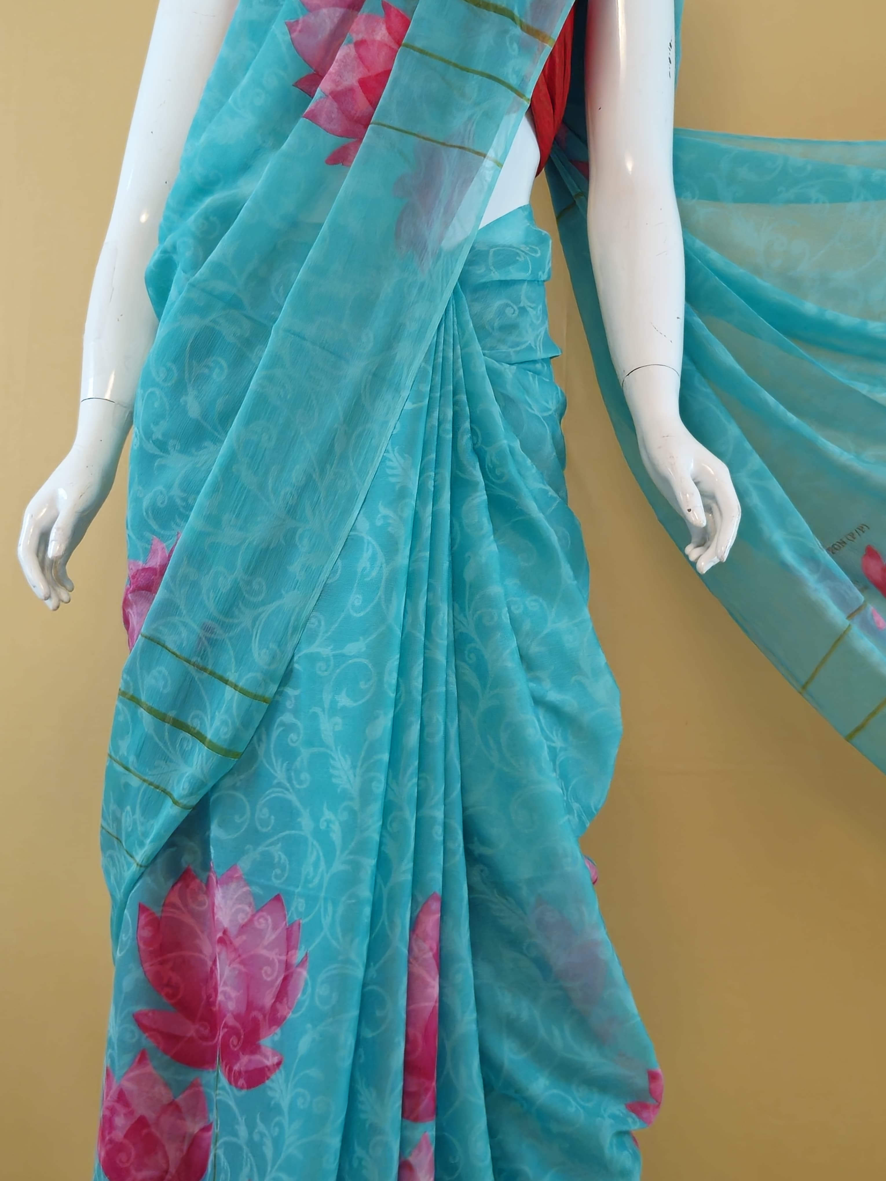 Garden Vareli Lock Chiffon Saree with Blouse — Green