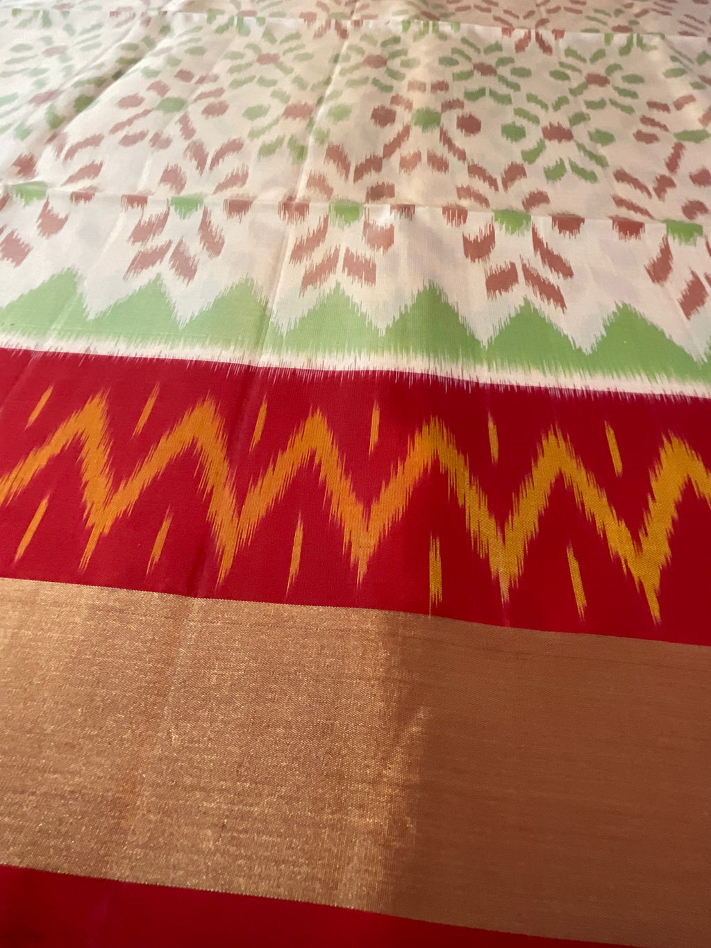 Royal Cream Pochampally Handwoven Ikat Silk Saree with Blood Red Contrast Pallu & Plain Blouse