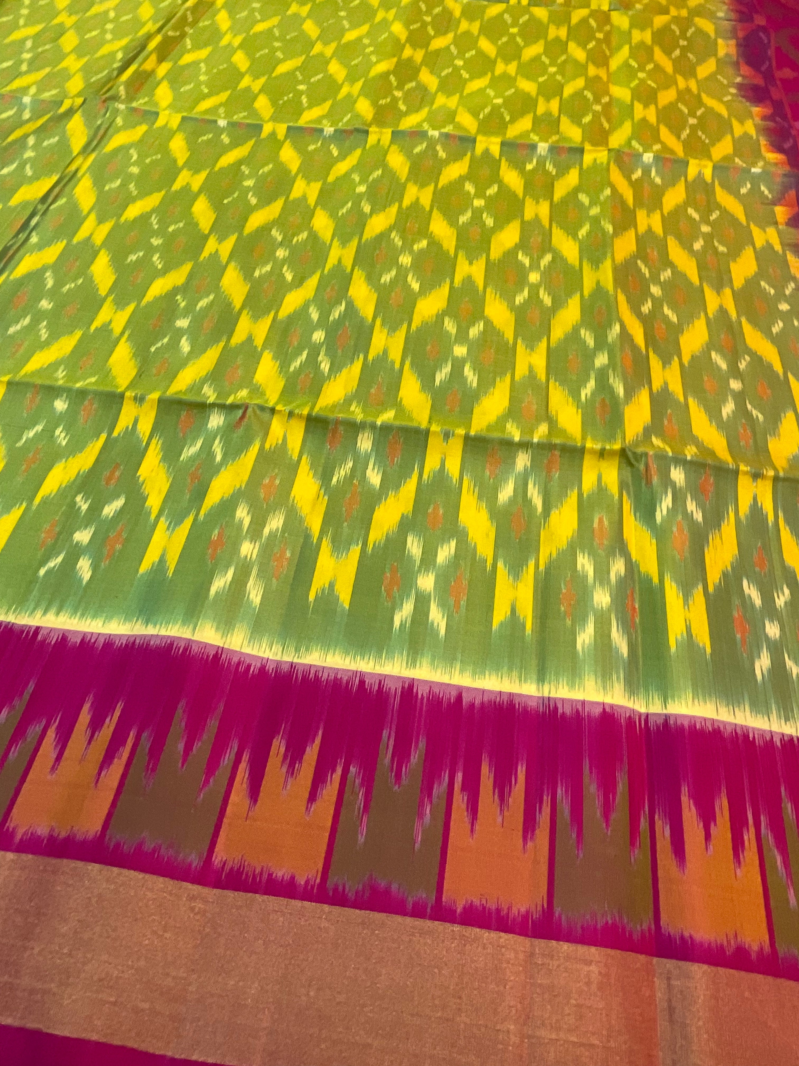 Olive Green Pochampally Ikat Silk Saree with Contrast Rani Pink Pallu & Plain Blouse