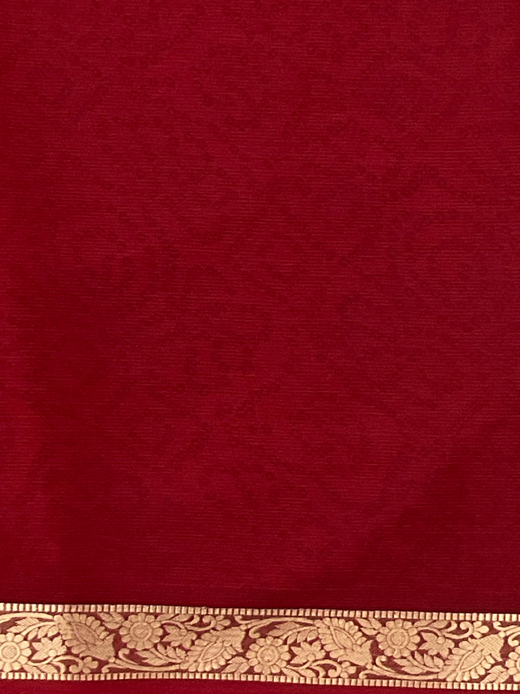 Bandini Printed Georgette Saree with Golden Weaving Border, Designer Pallu & Blouse – Red
