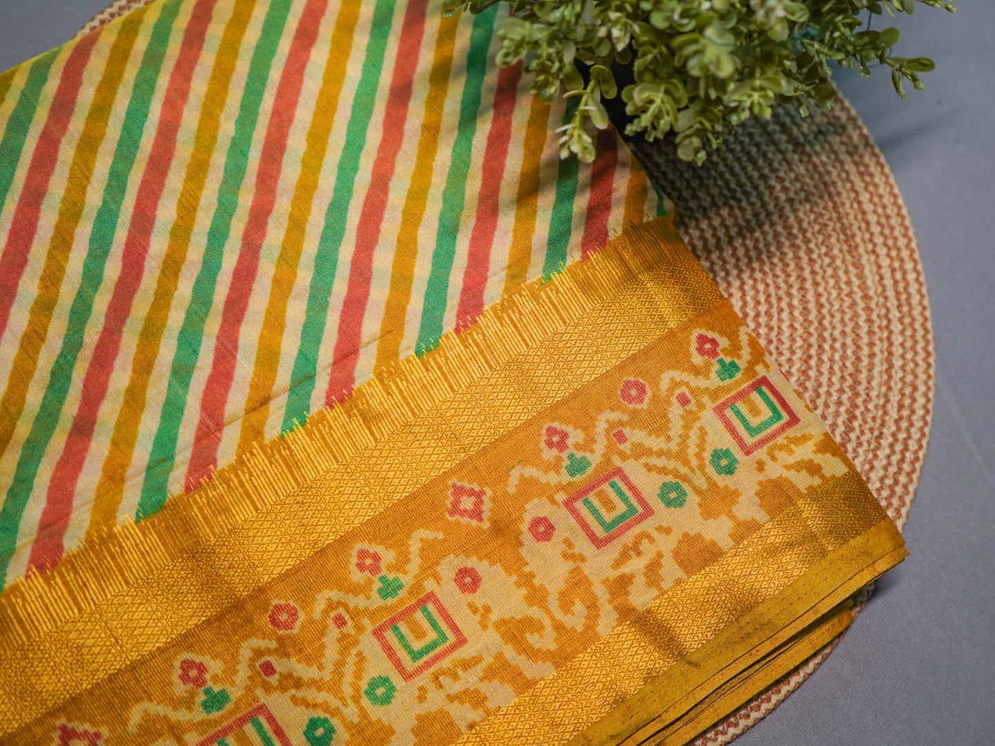 Yellow Pochampally Cotton Silk Saree