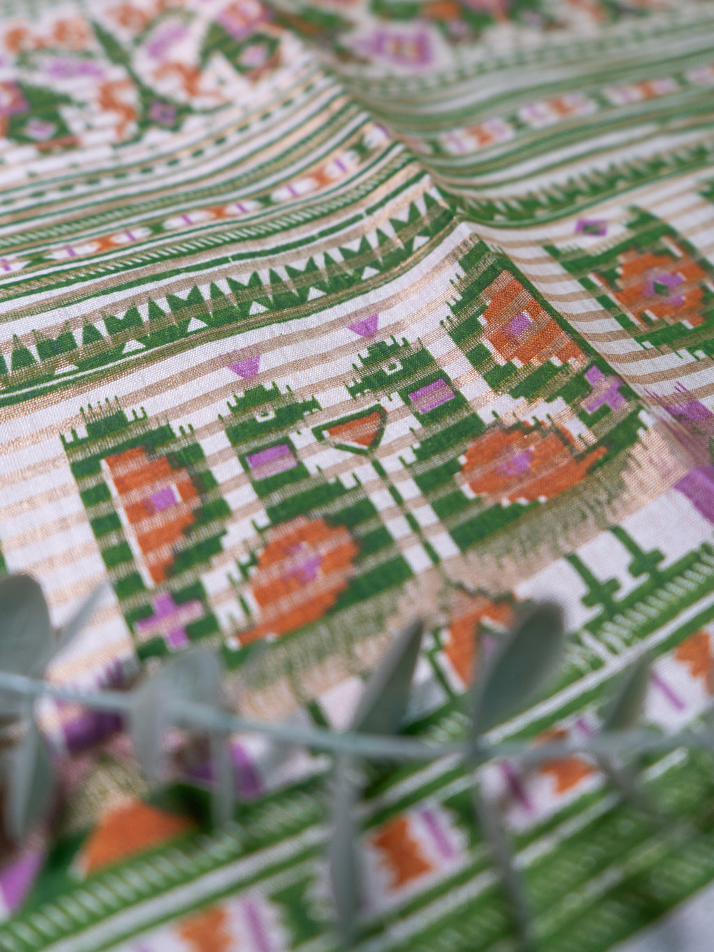 Cream Ikkat Handloom Silk Saree