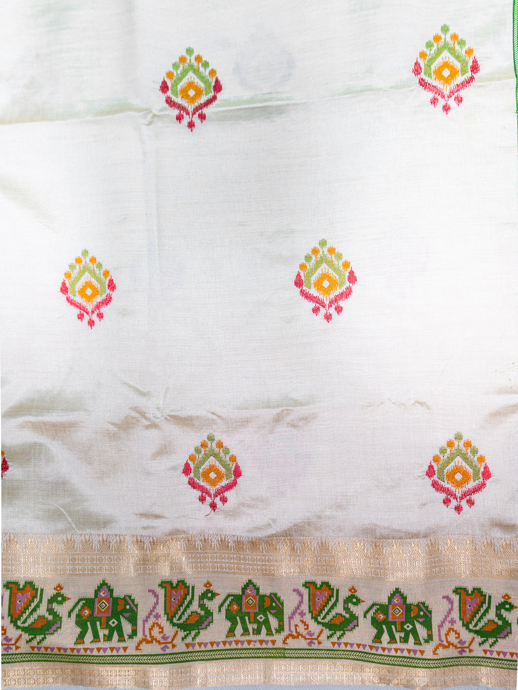 Cream Ikkat Handloom Silk Saree