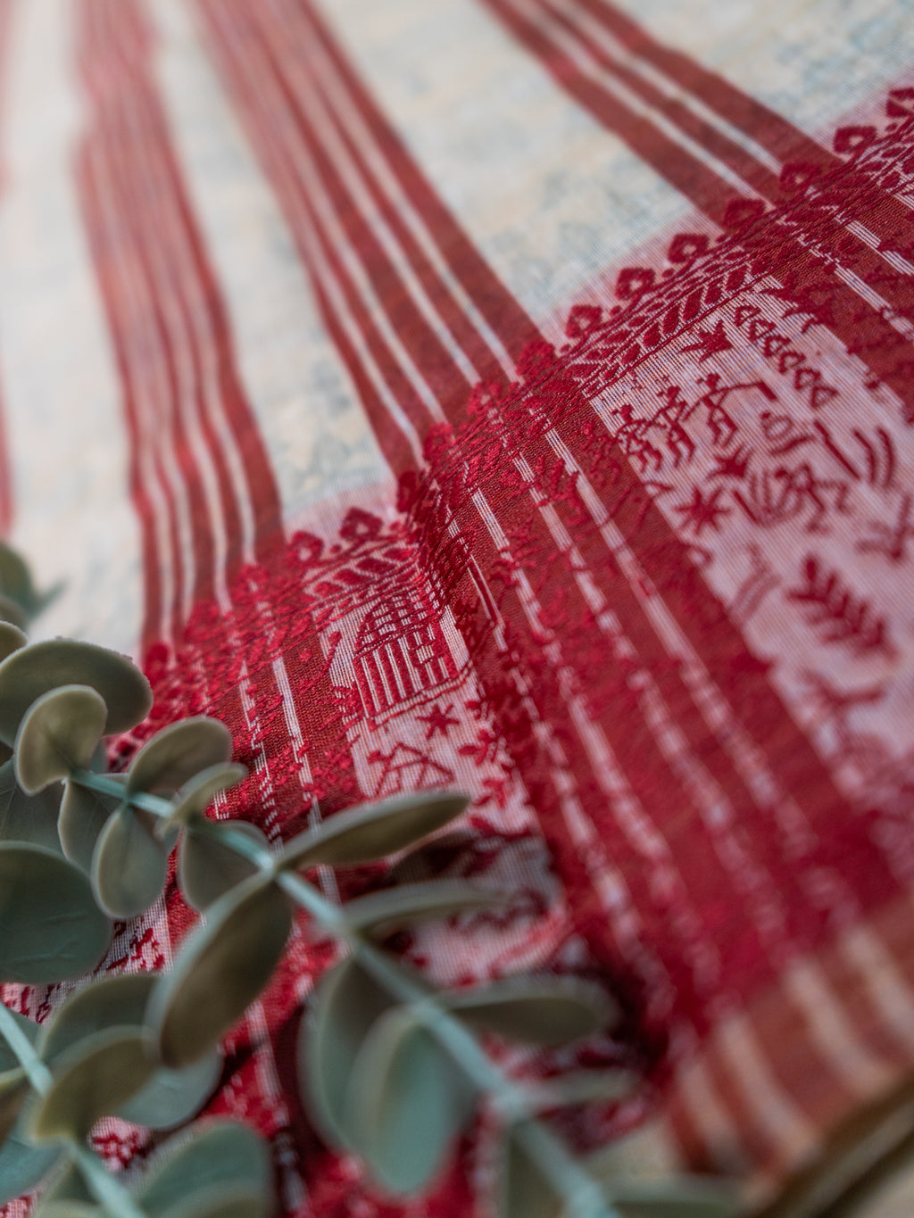 Kalamkari Vareli printed saree with red contrast border and lining red pallu and lining red blouse